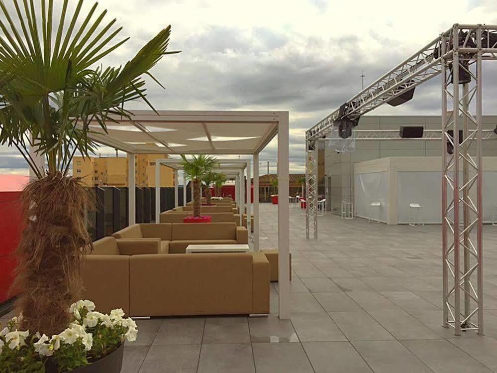 Hotel & Spa Ciudad De Binéfar Exteriör bild