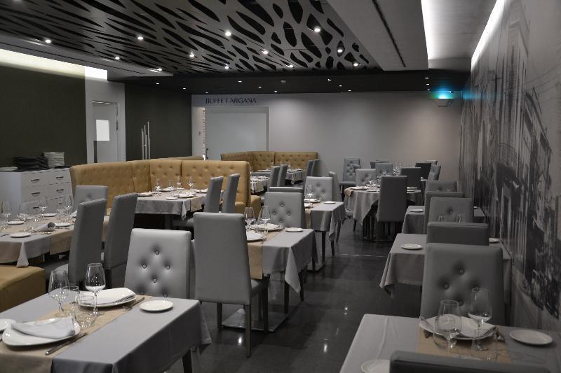 Hotel & Spa Ciudad De Binéfar Exteriör bild